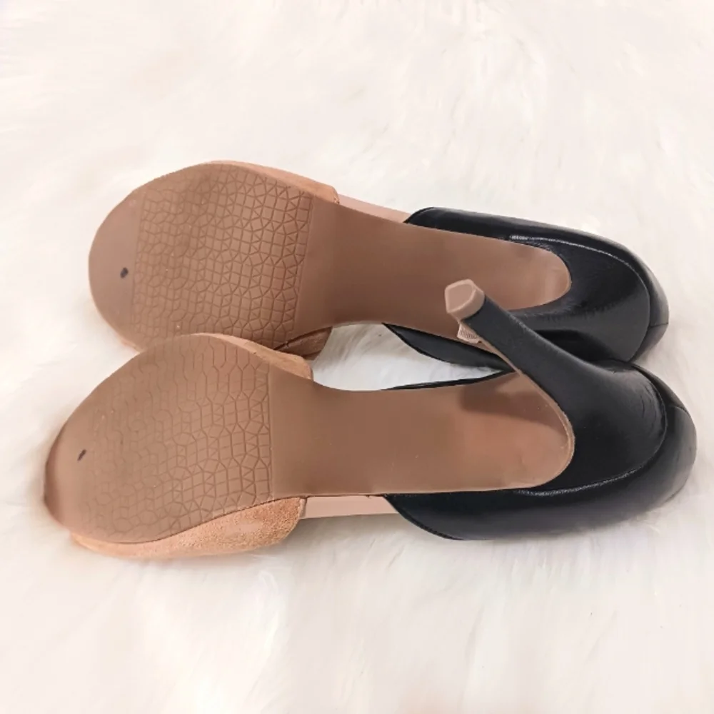 Coach and Four Women's Anna Camel Suede High Heels Sz 9.5M - Picture 8 of 11